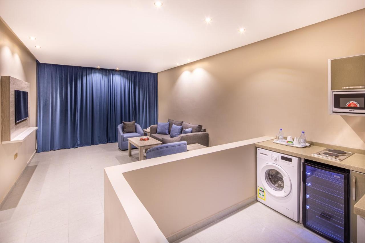 Kyona Al Qurayat - كيونا القريات Hotel Jeddah Bagian luar foto