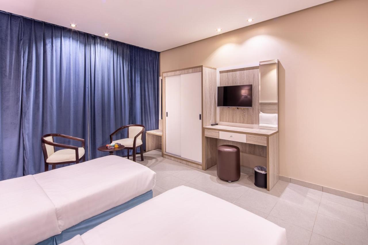 Kyona Al Qurayat - كيونا القريات Hotel Jeddah Bagian luar foto
