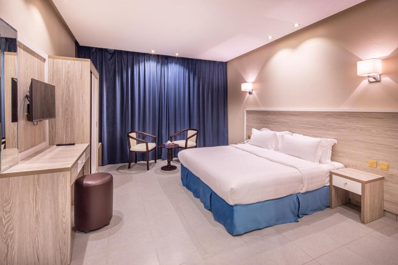 Kyona Al Qurayat - كيونا القريات Hotel Jeddah Bagian luar foto