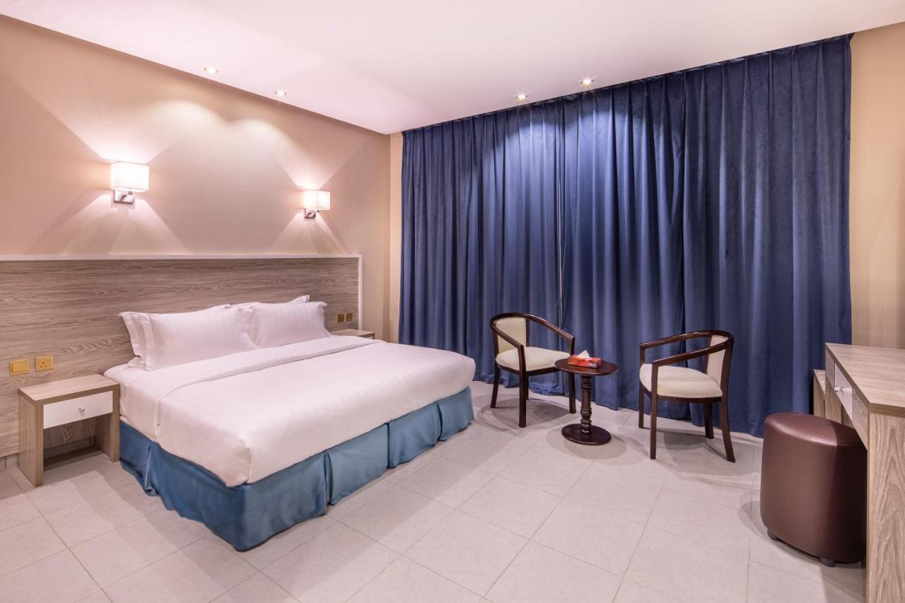 Kyona Al Qurayat - كيونا القريات Hotel Jeddah Bagian luar foto