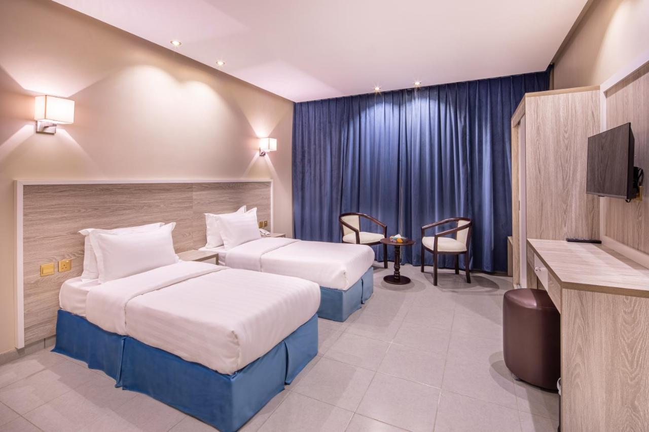 Kyona Al Qurayat - كيونا القريات Hotel Jeddah Bagian luar foto